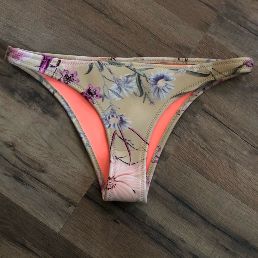Triangl Floral Cheeky Bottoms